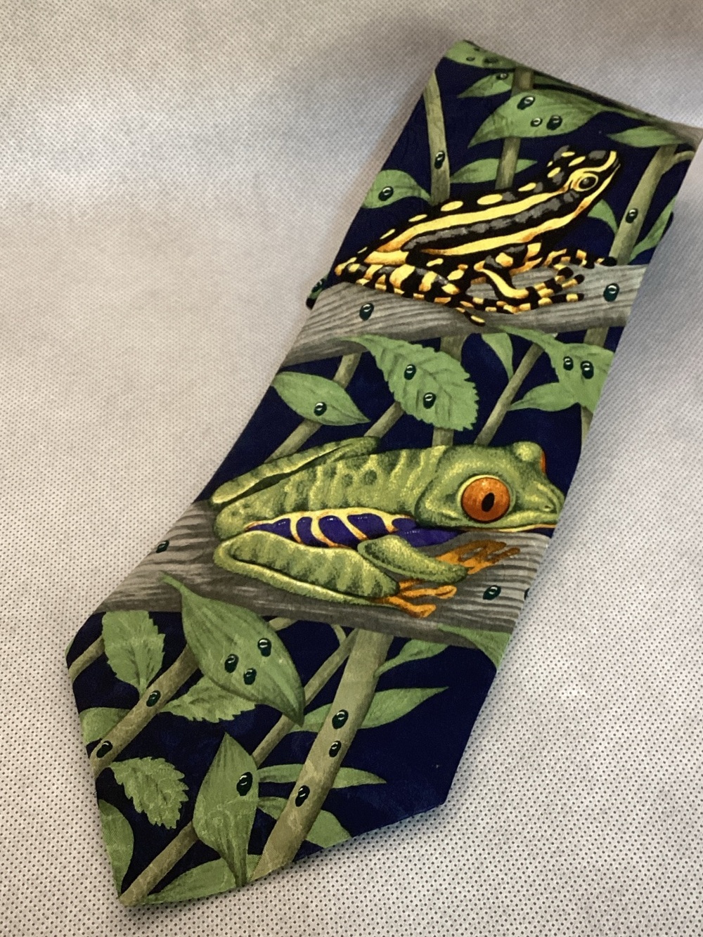 Bruce’s Rainforest Frog Salamander Novelty Necktie Nature Wildlife Mens Tie